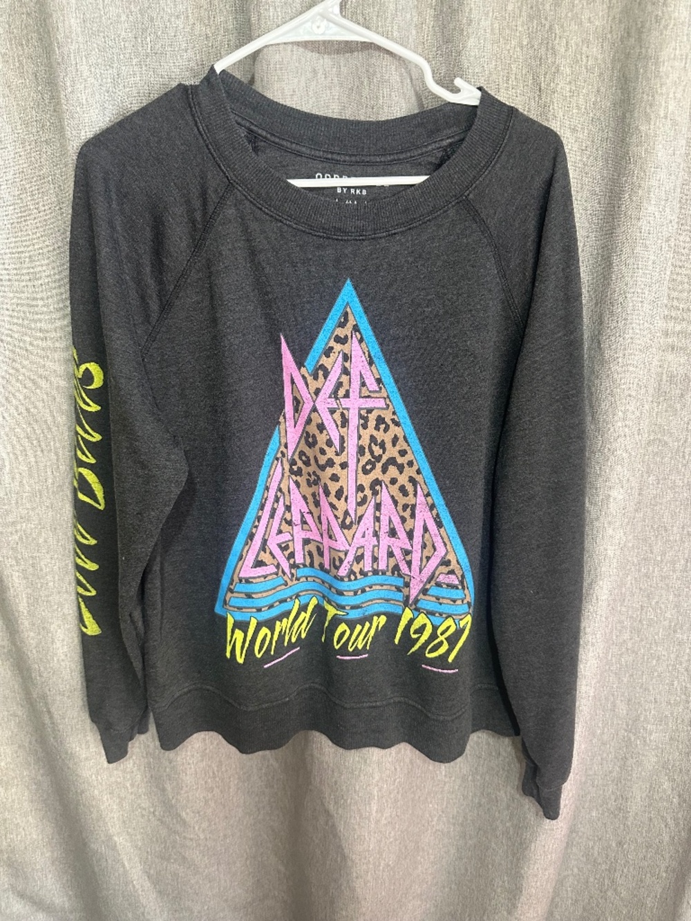 Odd People Recycled Karma Def Leppard 1987 World Tour Sweatshirt Size S